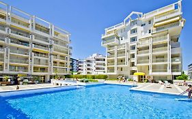 Uhc Novelty Apartments